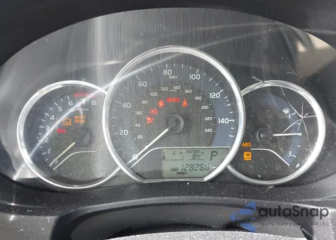 2014 Toyota Corolla Le z USA, uszkodzony, nr VIN 5YFBURHEXEP050757